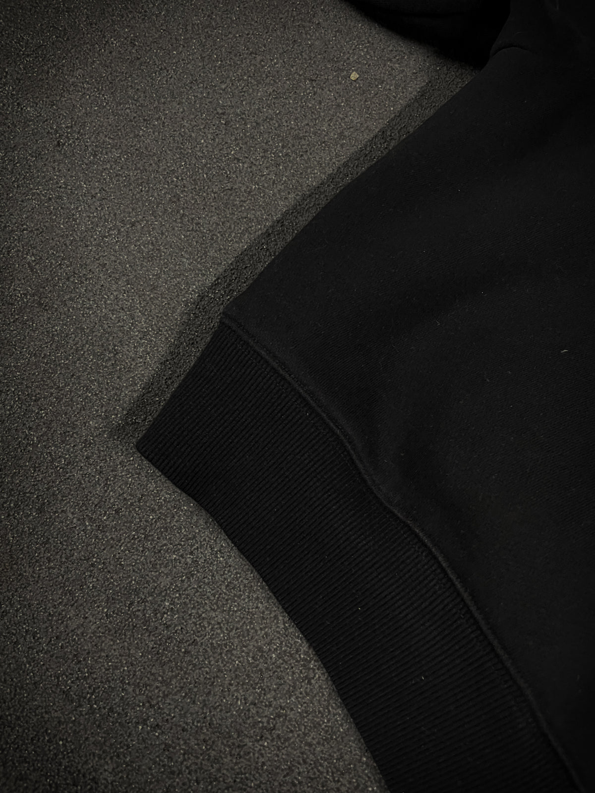 DEDICATE HOODIE